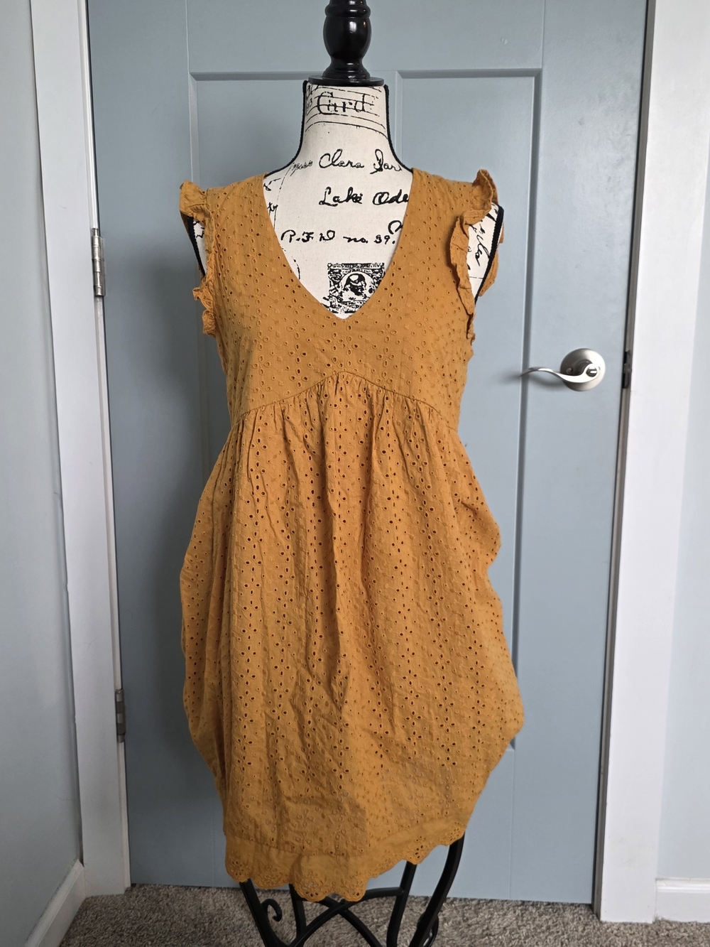 Knox Rose Mustard Yellow Eyelet Mini Dress XS Boho Cottagecore Flutter Sleeve
